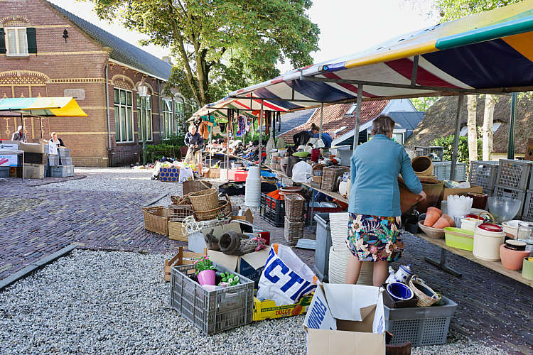 Rommelmarkt 2022 Waarder_023